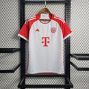 CAMISA DO BAYERN MÜNCHEN 24/25 BRANCO E VERMELHO